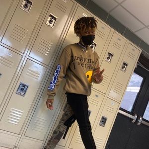 Meet your Posher, Nicholas